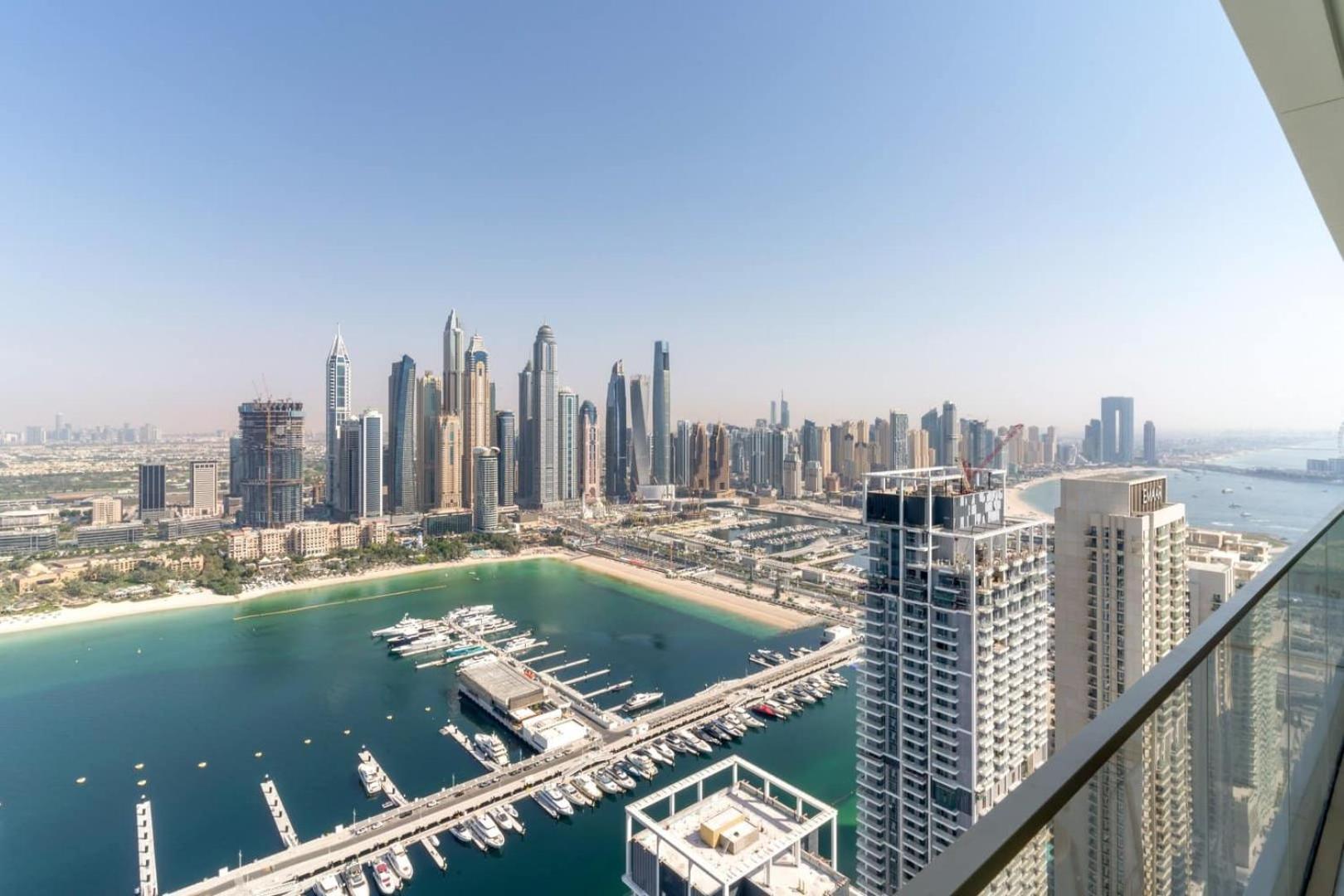 Spectacular 3br Penthouse With Views Of Palm *