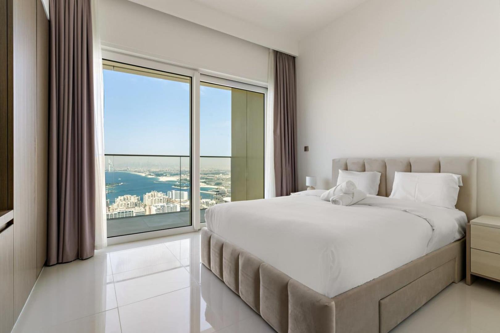 Spectacular 3br Penthouse With Views Of Palm *