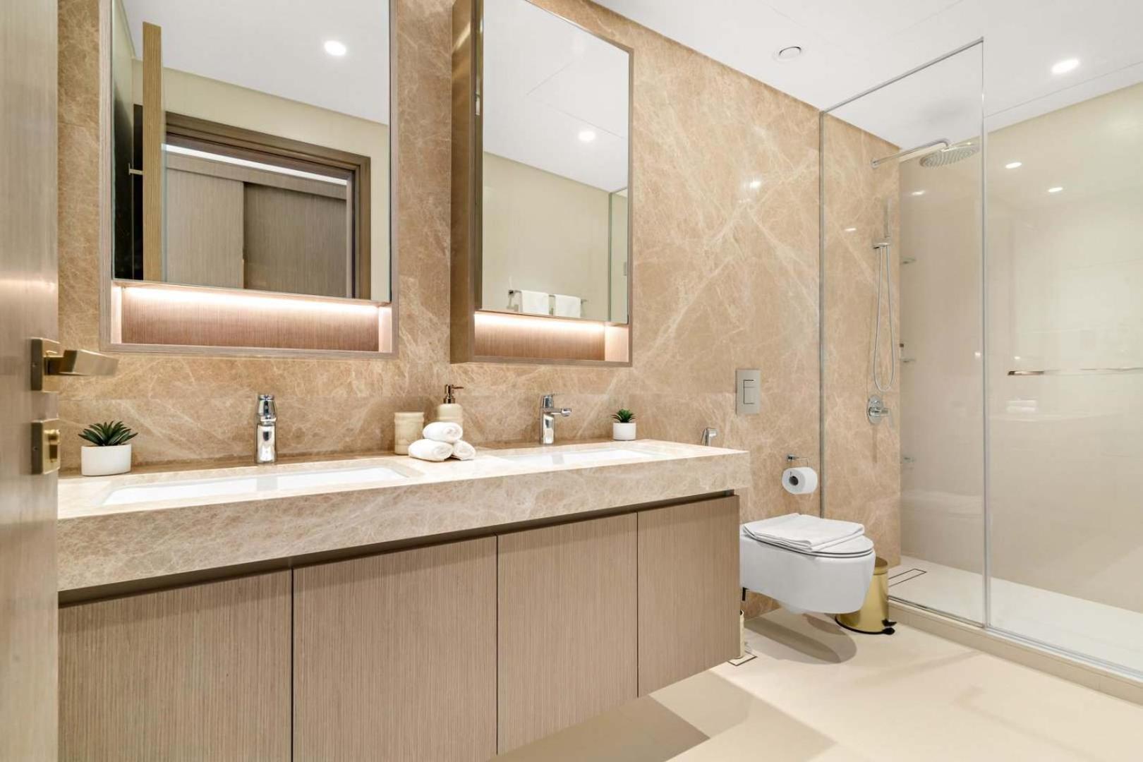 Spectacular 3br Penthouse With Views Of Palm *